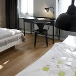 Roses Hotel 3*
