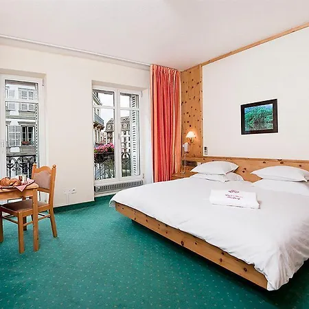 Roses Hotel