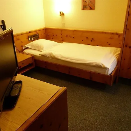 Roses 3* Straatsburg