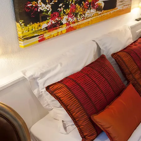 Roses 3* Estrasburgo