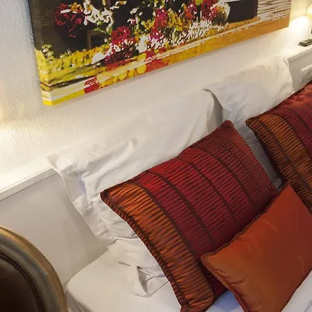 Roses 3* Straatsburg