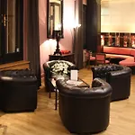 Ξενοδοχείο Roses 3*